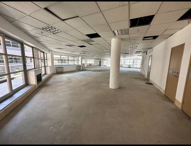 963M² OFFICE TO LET IN PARKTOWN